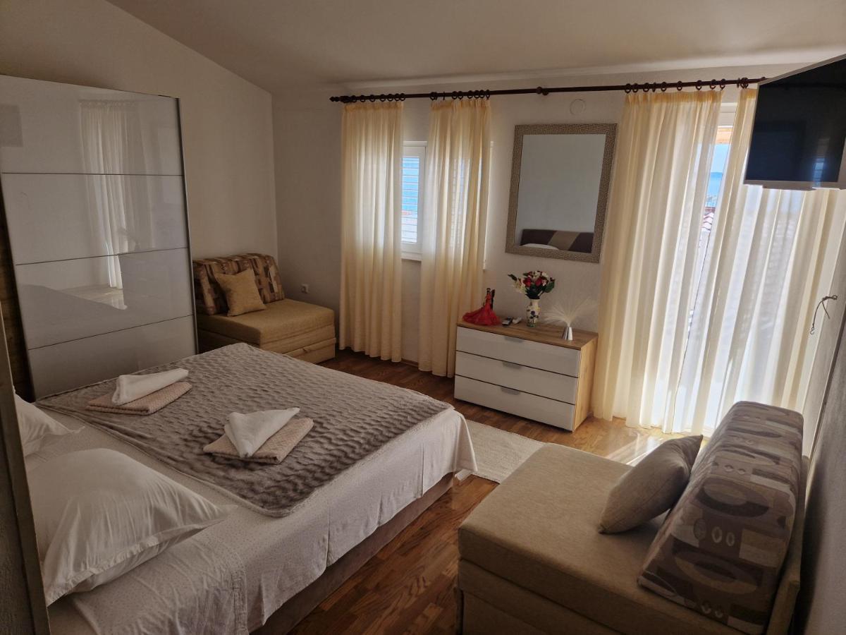 Apartments Jagoda Podstrana Ngoại thất bức ảnh