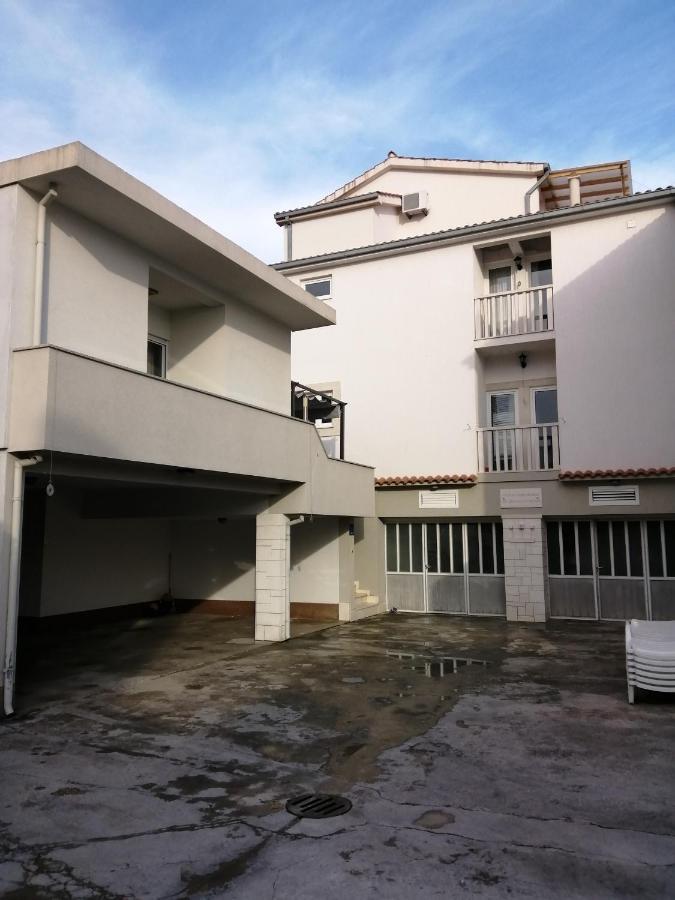 Apartments Jagoda Podstrana Ngoại thất bức ảnh